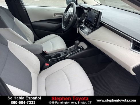 Used 2020 Toyota Corolla L image 23