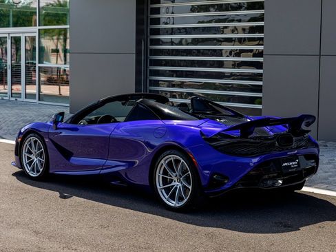 New 2026 McLaren 750S Spider RWD image 23