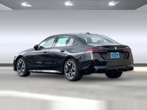 New 2026 BMW 540i xDrive w/ Executive Package AWD/4WD image 3