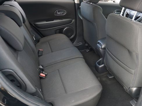 Used 2018 Honda HR-V EX image 25