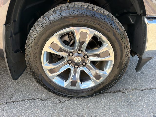 Used 2022 RAM 1500 Limited AWD/4WD image 33