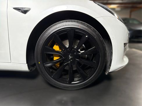 Used 2020 Tesla Model 3 Standard Range Plus RWD image 21