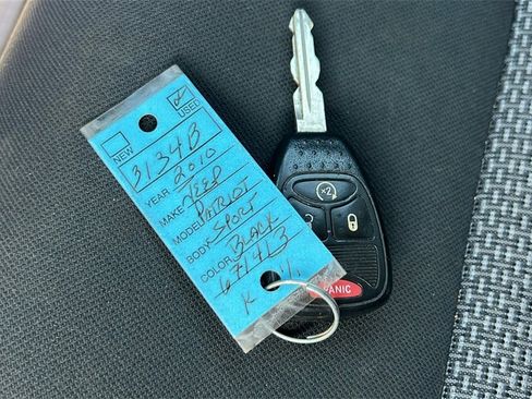 Used 2010 Jeep Patriot Sport image 33