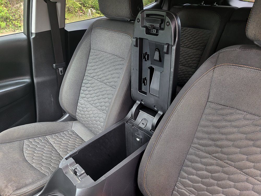 Used 2021 Chevrolet Equinox LT FWD image 39