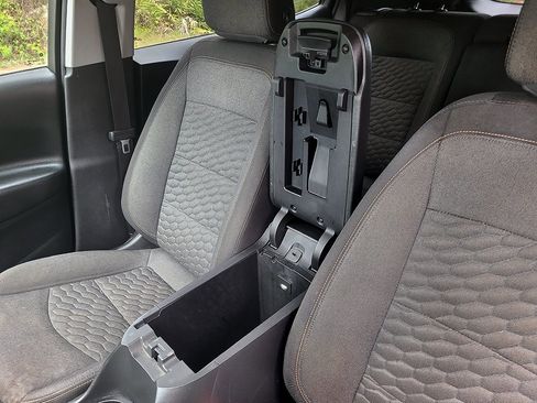 Used 2021 Chevrolet Equinox LT FWD image 39