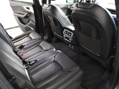 Used 2019 Audi Q7 2.0T Premium Plus w/ Premium Plus Package image 22