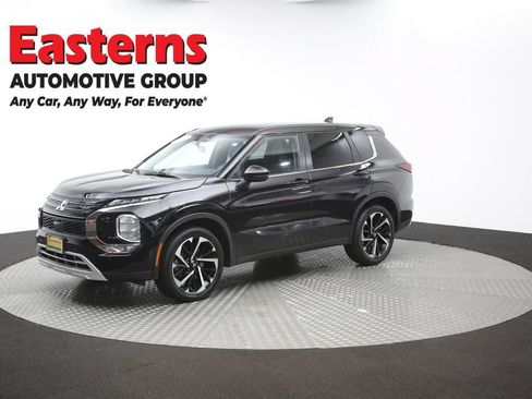 Used 2024 Mitsubishi Outlander SE AWD/4WD image 56