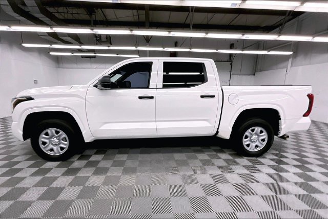 Used 2025 Toyota Tundra SR w/ SR Tow Package AWD/4WD image 14