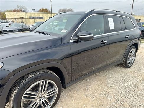 Used 2025 Mercedes-Benz GLS 450 4MATIC image 35