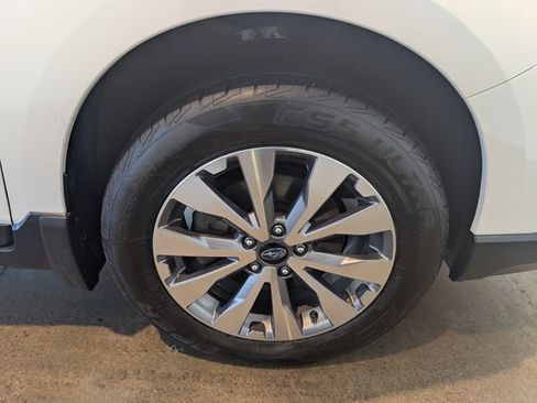 Used 2017 Subaru Outback 3.6R Touring w/ Popular Package #5A image 7