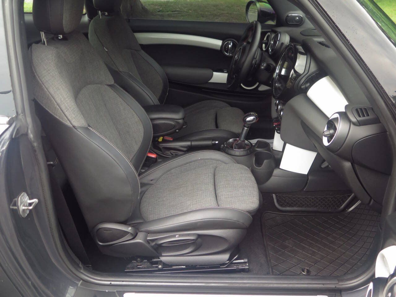 Used 2014 MINI Cooper S FWD image 13