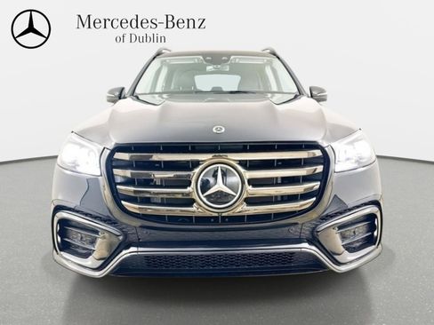 Used 2026 Mercedes-Benz GLS 450 4MATIC image 2