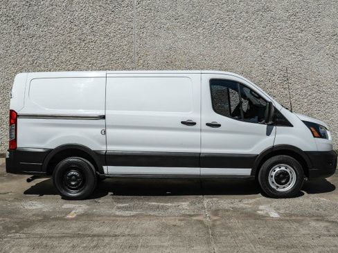 Used 2021 Ford Transit 250 Low Roof image 9