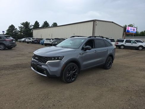 Used 2023 Kia Sorento SX Prestige AWD/4WD image 5