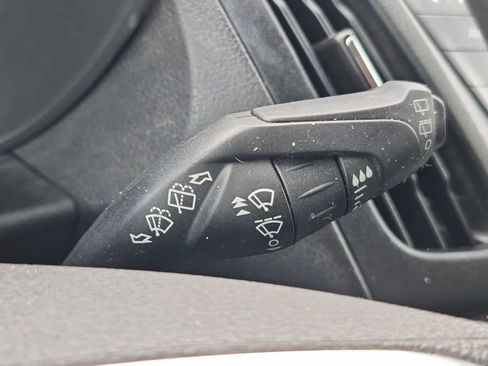 Used 2016 Ford Transit Connect XL FWD image 21