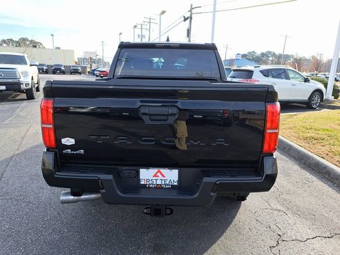 New 2026 Toyota Tacoma SR5 image 7