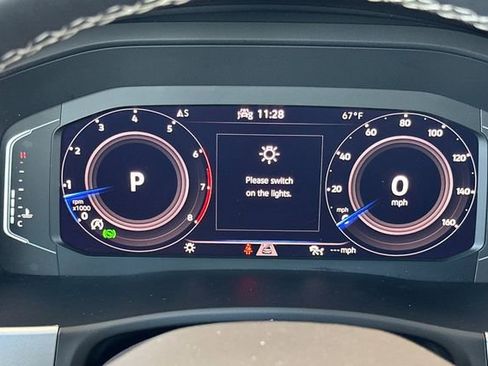 Used 2022 Volkswagen Atlas Cross Sport SE w/ Panoramic Sunroof Package FWD image 27