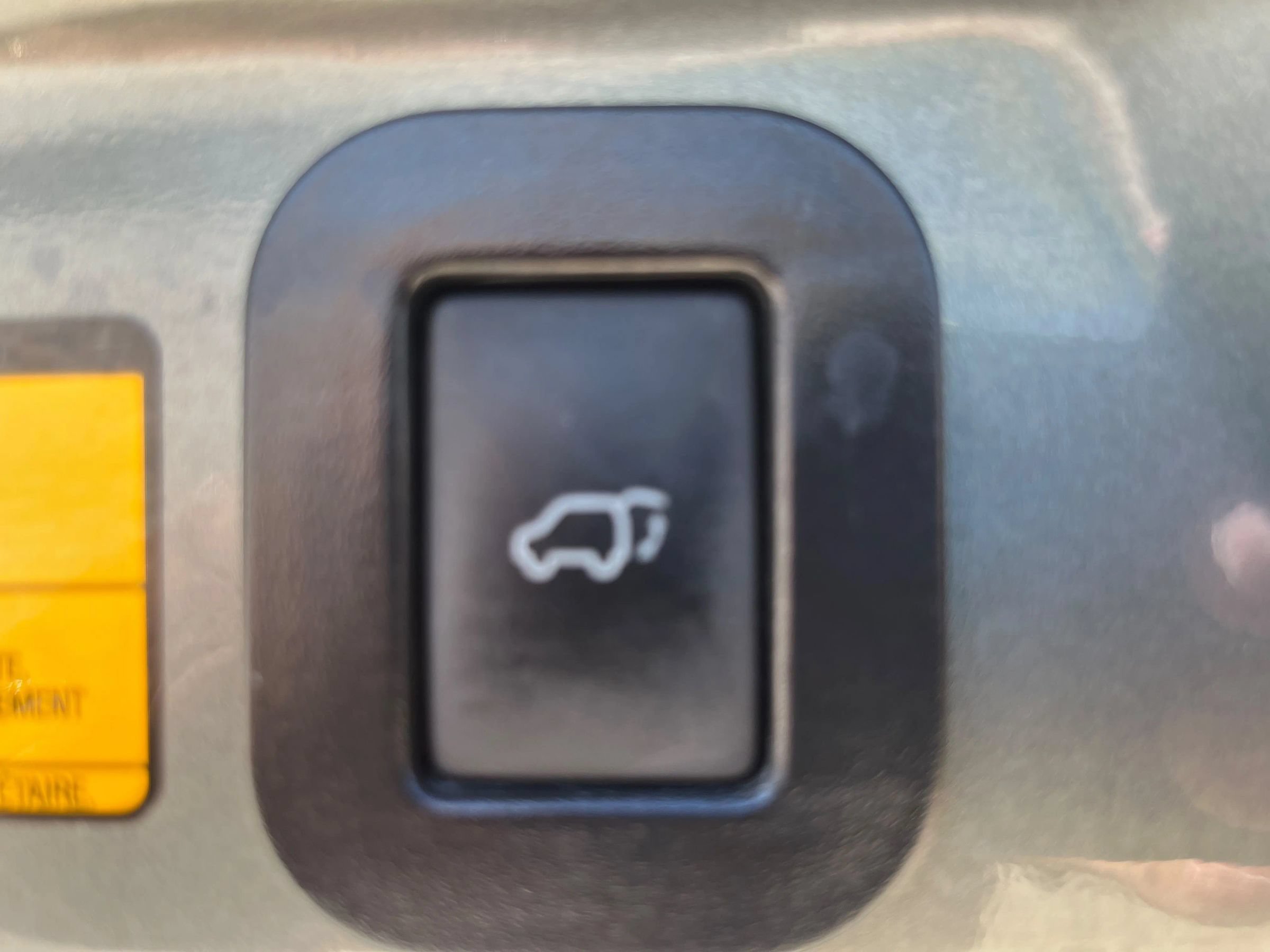 Used 2011 Toyota Sienna XLE w/ XLE Navigation Pkg FWD image 14