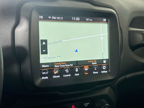 Used 2022 Jeep Renegade Latitude w/ Convenience Group image 13