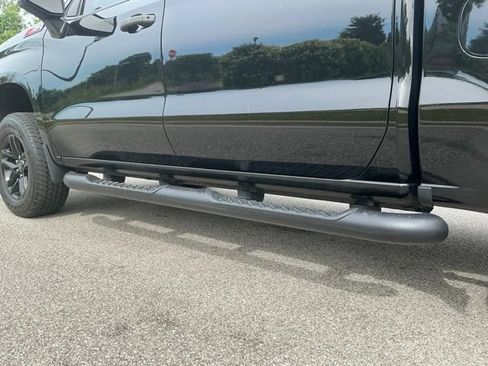 Used 2019 Chevrolet Silverado 1500 Custom Trail Boss w/ Custom Convenience Package AWD/4WD image 12
