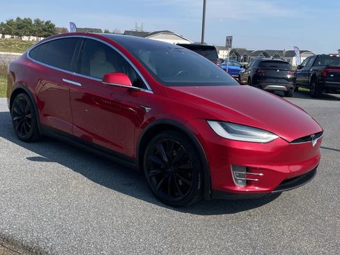 Used 2020 Tesla Model X Long Range image 4