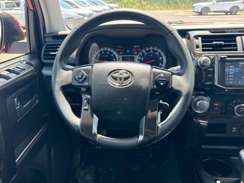 Used 2019 Toyota 4Runner TRD Off-Road AWD/4WD image 24