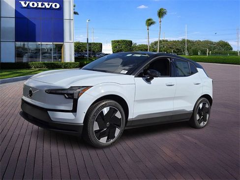 New 2026 Volvo EX30 Ultra image 3
