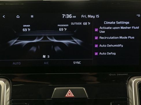 Used 2022 Kia Sorento S w/ Panoramic Sunroof Package AWD/4WD image 28