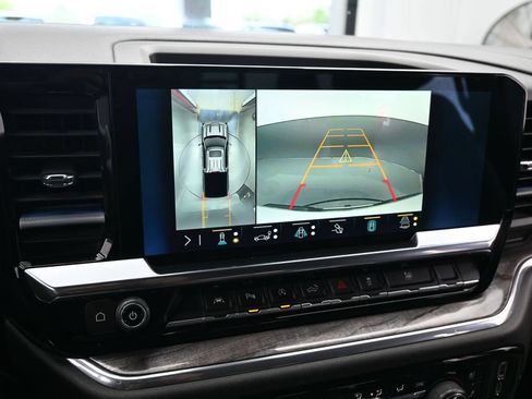 Used 2023 Chevrolet Silverado 1500 LTZ w/ Technology Package RWD image 19