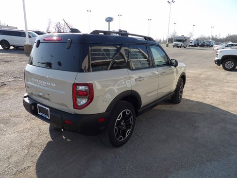 Used 2025 Ford Bronco Sport Outer Banks w/ Outer Banks Tech Package+ image 7