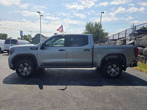 Used 2024 GMC Sierra 1500 Pro w/ Graphite Edition AWD/4WD image 7