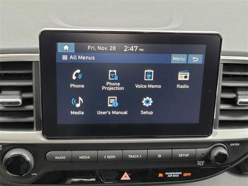 New 2026 Hyundai Venue SE image 21