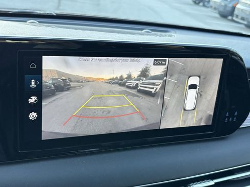 Used 2023 Hyundai Palisade Calligraphy image 8