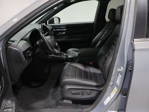 Used 2024 Honda CR-V Sport Touring image 9