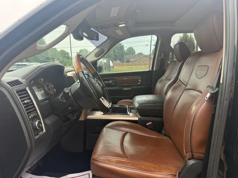 Used 2014 RAM 1500 Laramie Longhorn w/ Convenience Group AWD/4WD image 10