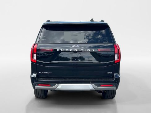Used 2025 Ford Expedition Max Platinum w/ Driver's Package AWD/4WD image 4