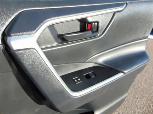 Used 2024 Toyota RAV4 LE image 26