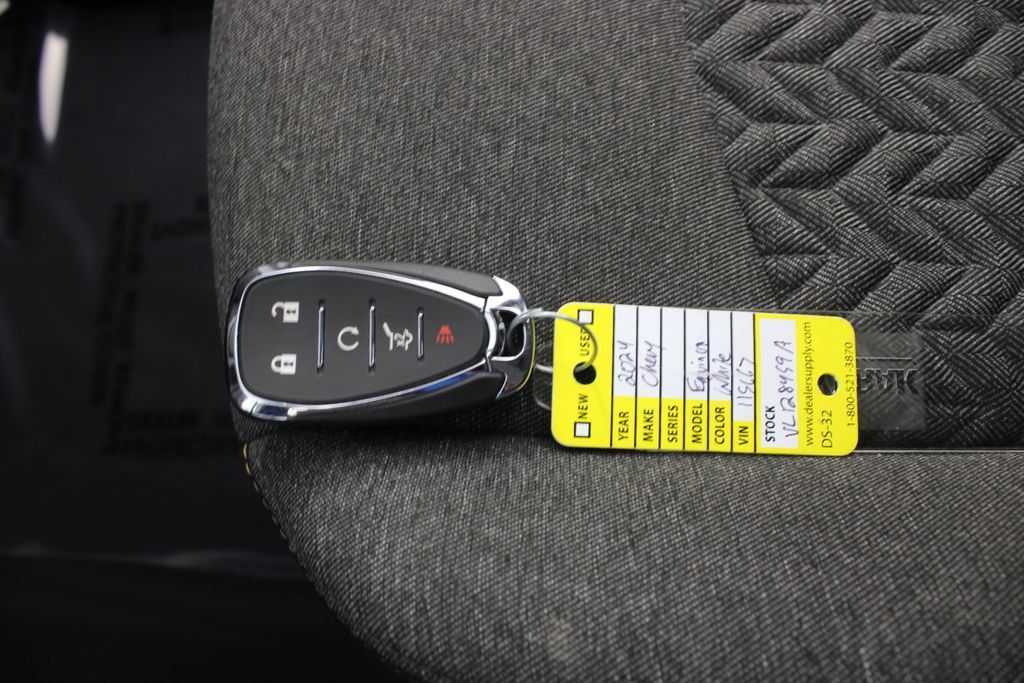Used 2024 Chevrolet Equinox LT FWD image 8