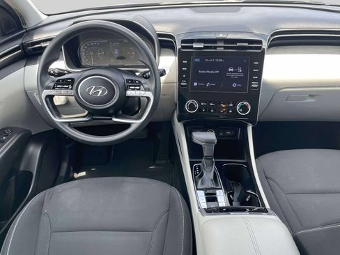Used 2023 Hyundai Tucson SEL FWD image 13