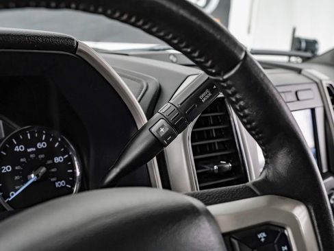 Used 2020 Ford F250 Lariat w/ Lariat Ultimate Package image 18