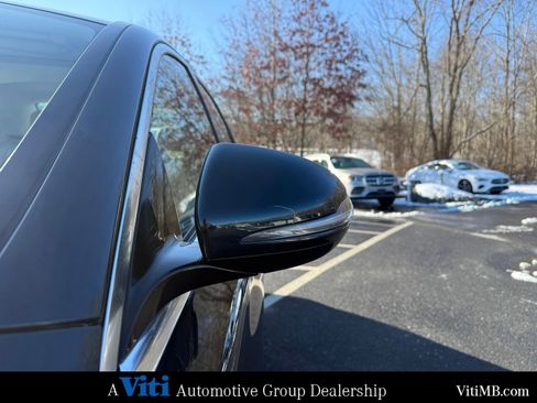 Used 2017 Mercedes-Benz E 300 4MATIC image 11