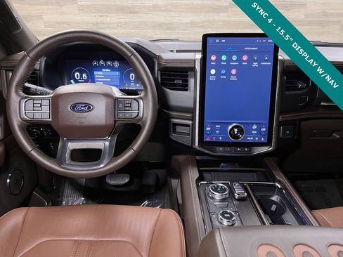 Used 2024 Ford Expedition King Ranch image 2