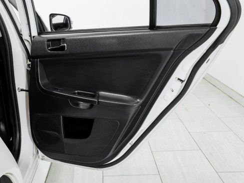 Used 2016 Mitsubishi Lancer ES FWD image 38