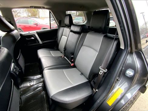 Used 2020 Toyota 4Runner SR5 Premium w/ Moonroof Package image 21