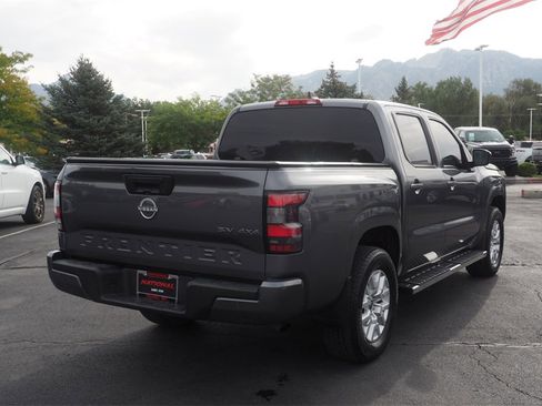 Used 2022 Nissan Frontier SV image 5
