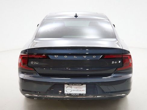 Certified 2023 Volvo S90 B6 Ultimate image 7