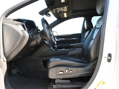 Used 2023 Cadillac XT5 Premium Luxury image 17