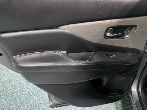 Used 2018 Nissan Murano Platinum AWD/4WD image 20