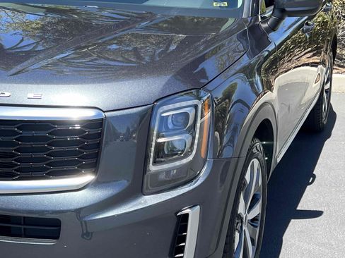 Used 2022 Kia Telluride EX w/ EX Premium Package FWD image 53