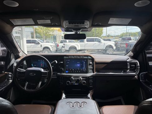 Used 2024 Ford F350 King Ranch AWD/4WD image 32